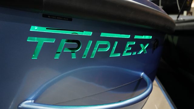 Triple X800 incl. 300 PK  GROOTSTE SLOEPENSHOWROOM VAN NEDERLAND