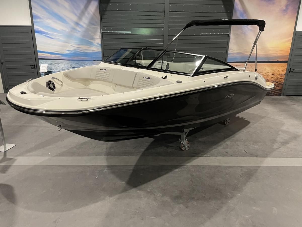 Sea Ray SPX 190