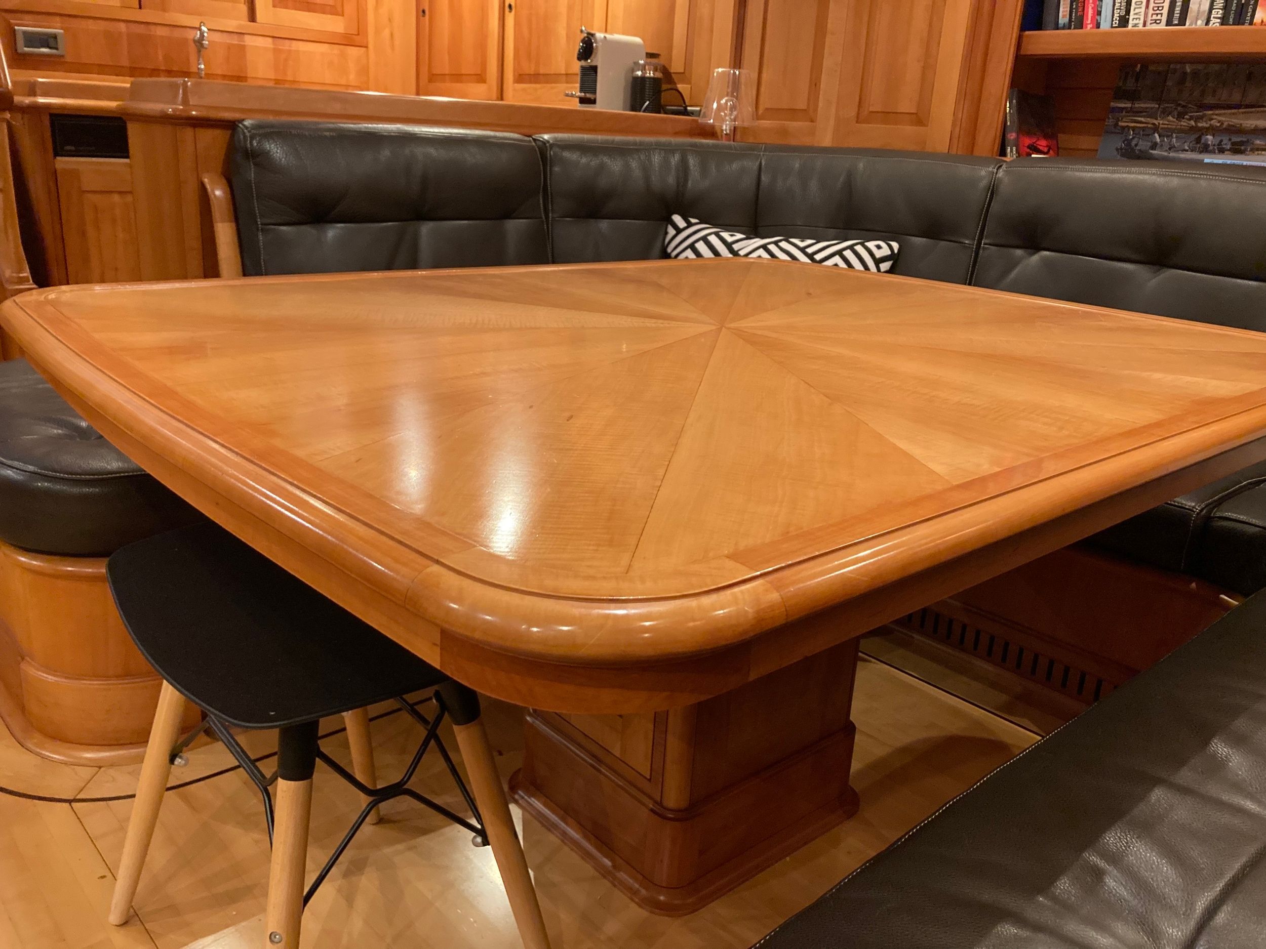 Schokker 18.60 Meter Hoek Design