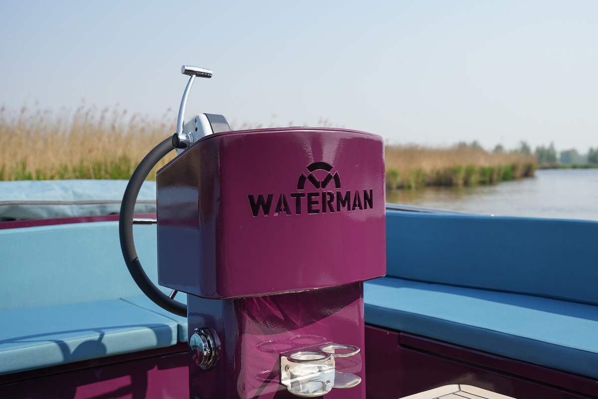 Waterman 8.0 Cabin