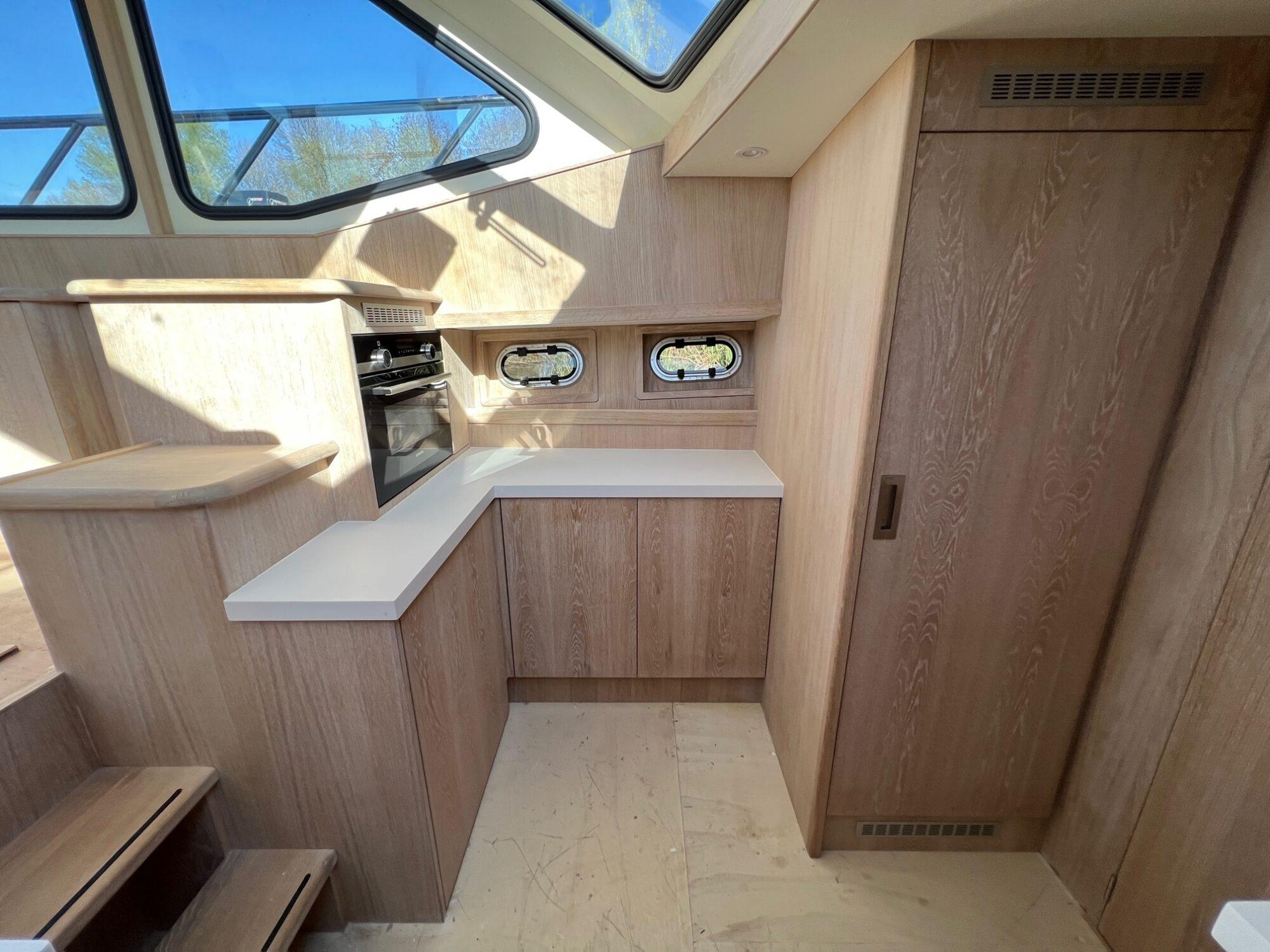 Van Vossen Van Vossen 12.80 AK