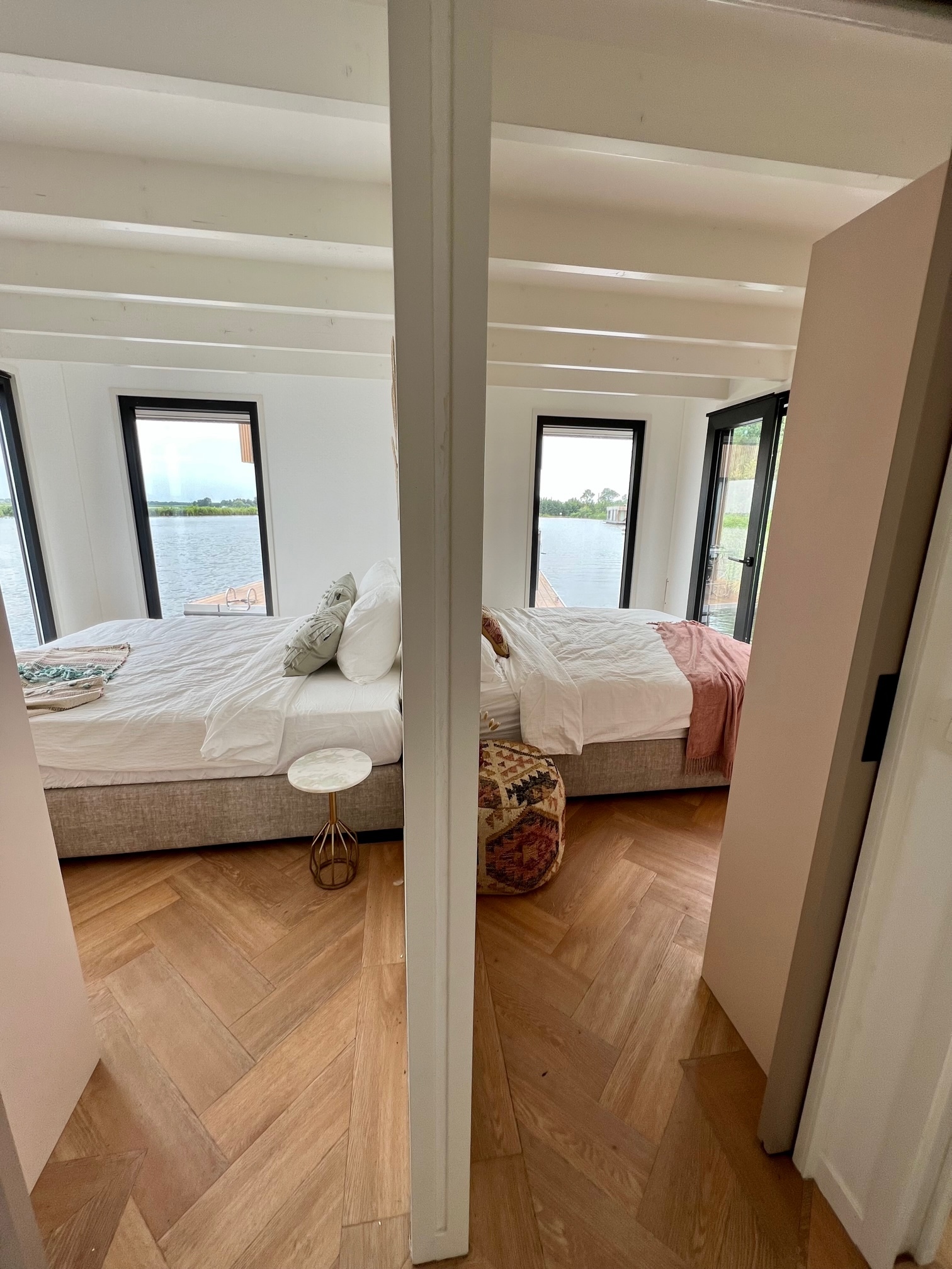Surla (met Tender) Houseboat 15 Volledig Elektrisch With Charter