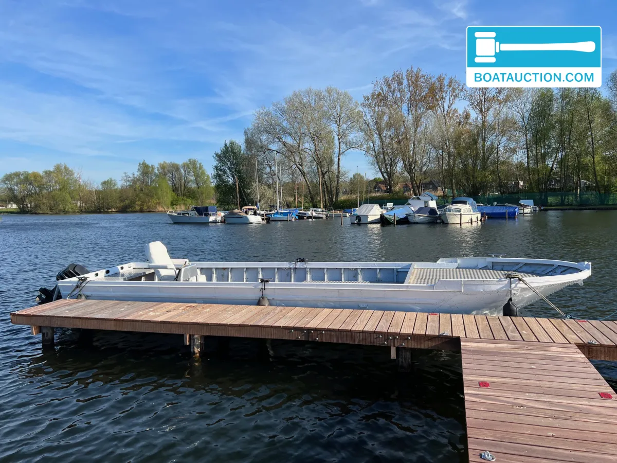 Pontoon M4 hoofdfoto: 1
