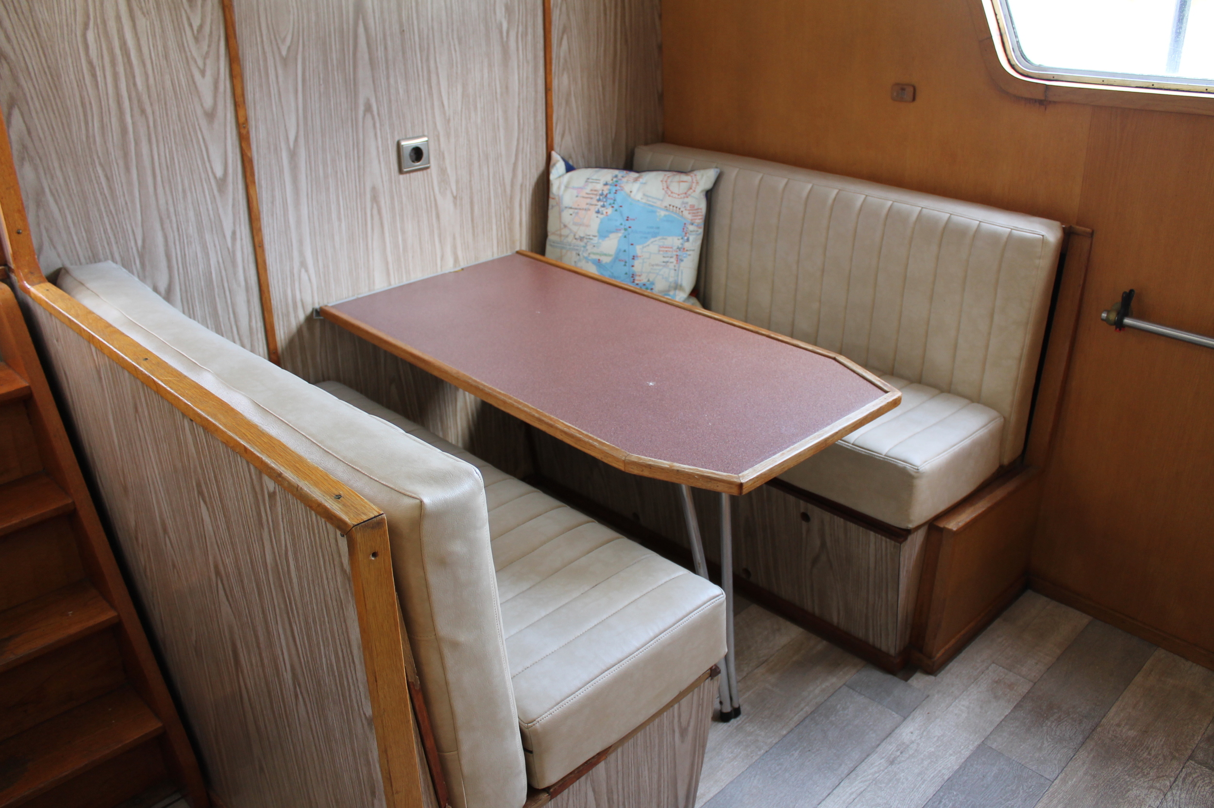 Tjalk Varend Woonschip 19.99