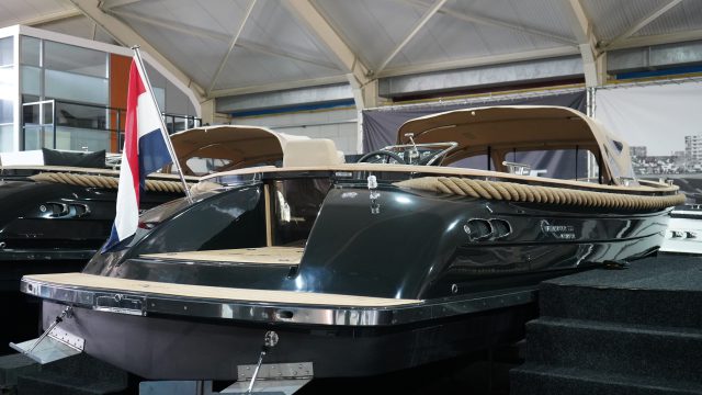 Waterspoor  777 incl. 110 Pk, DIRECT VAREN! PROEFVAREN 12 & 13 SEPTEMBER