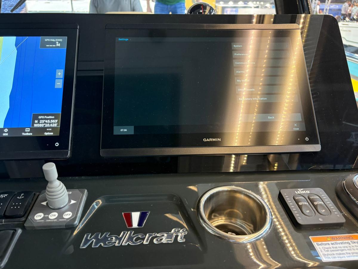 WELLCRAFT 38 EXPLORER