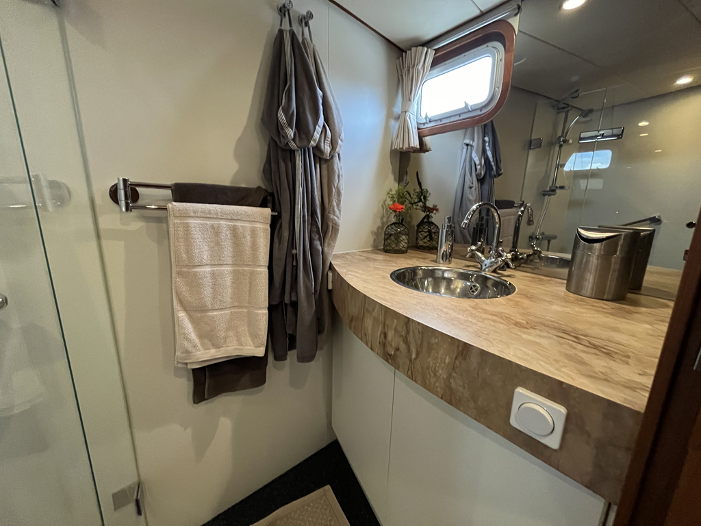 Rondspant Azza Kotter 13.20