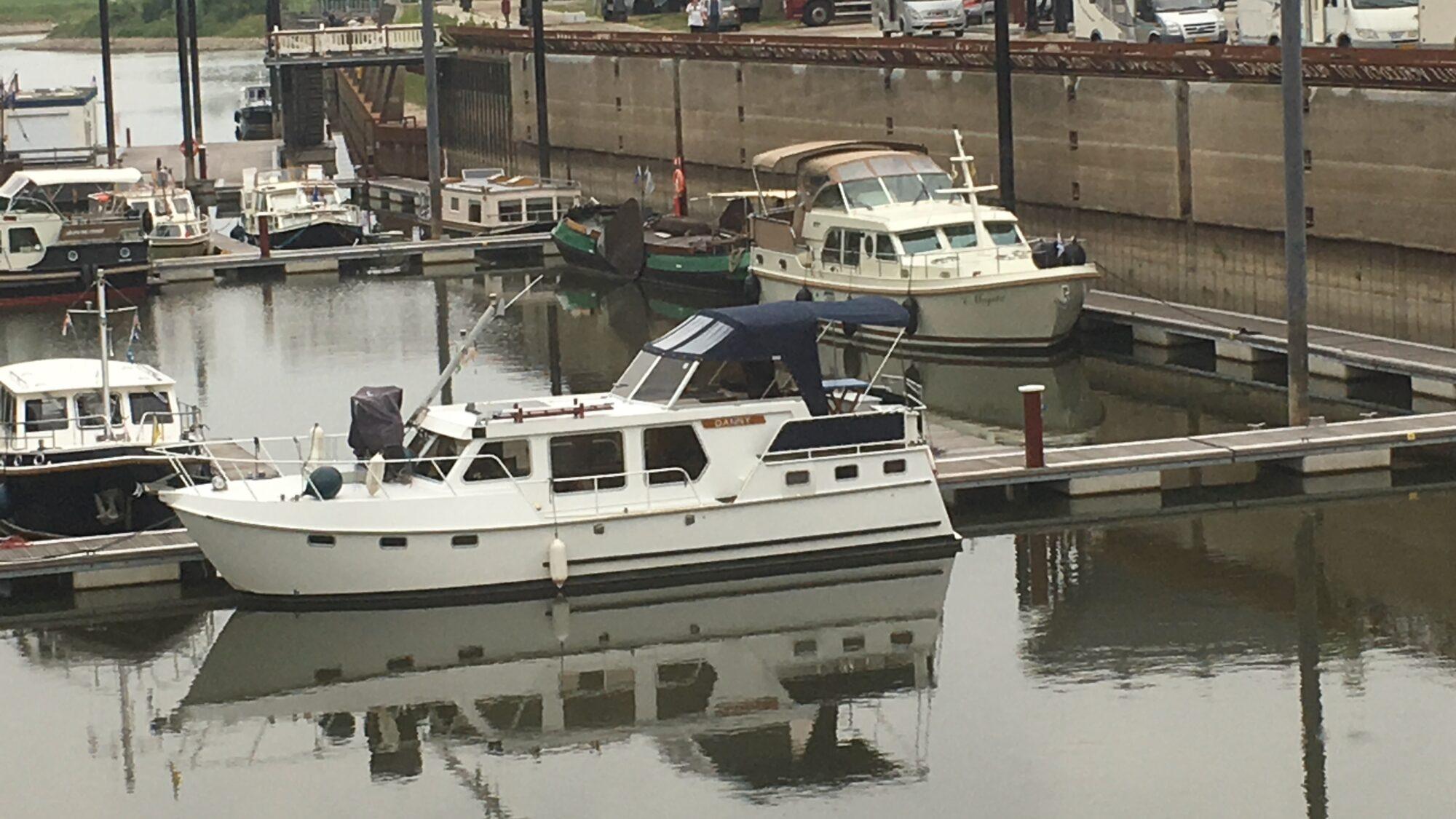 Crown Yachts Crown Kruiser 11.80 AK Bakdek