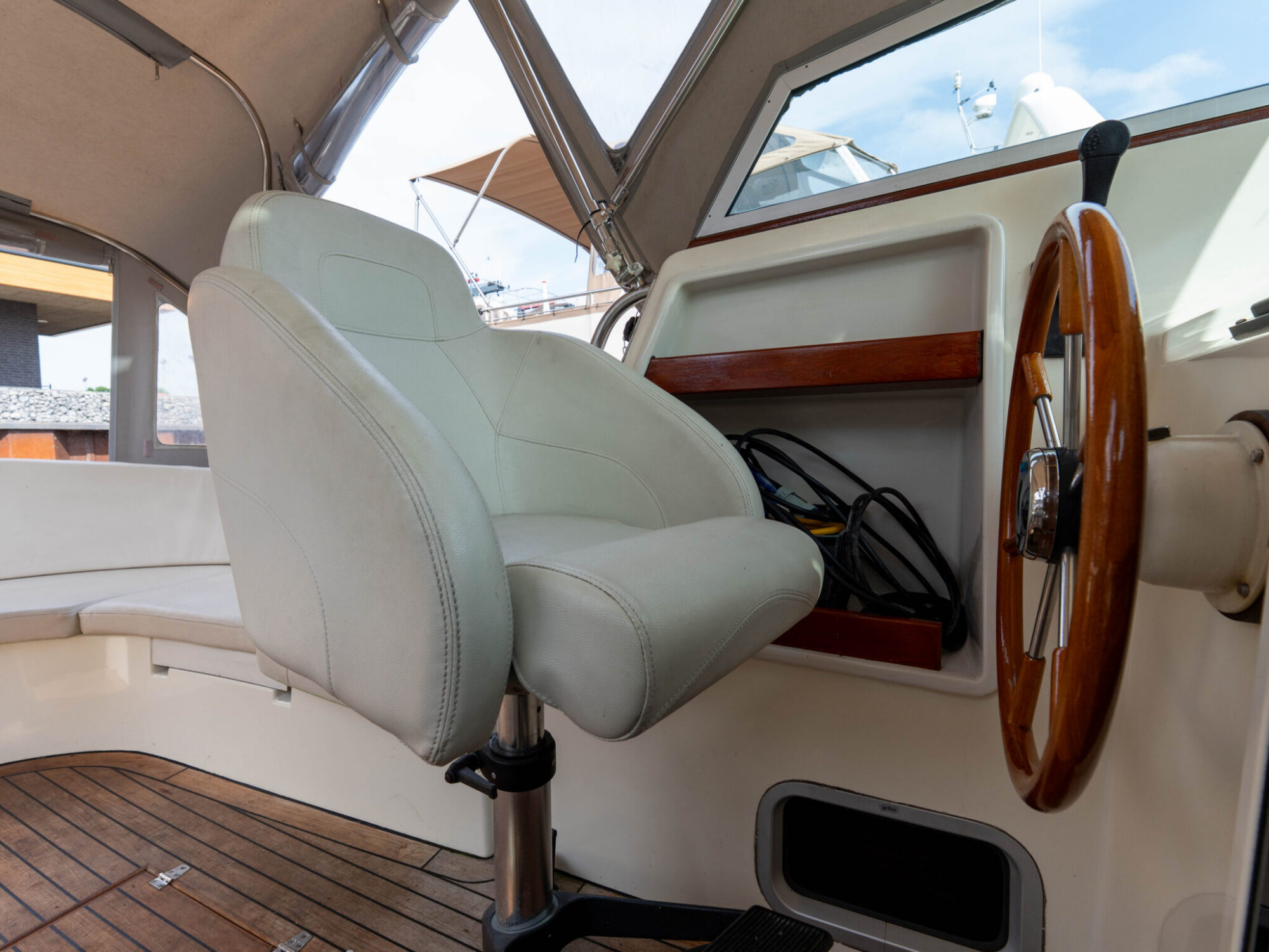Makma 900 Cabin