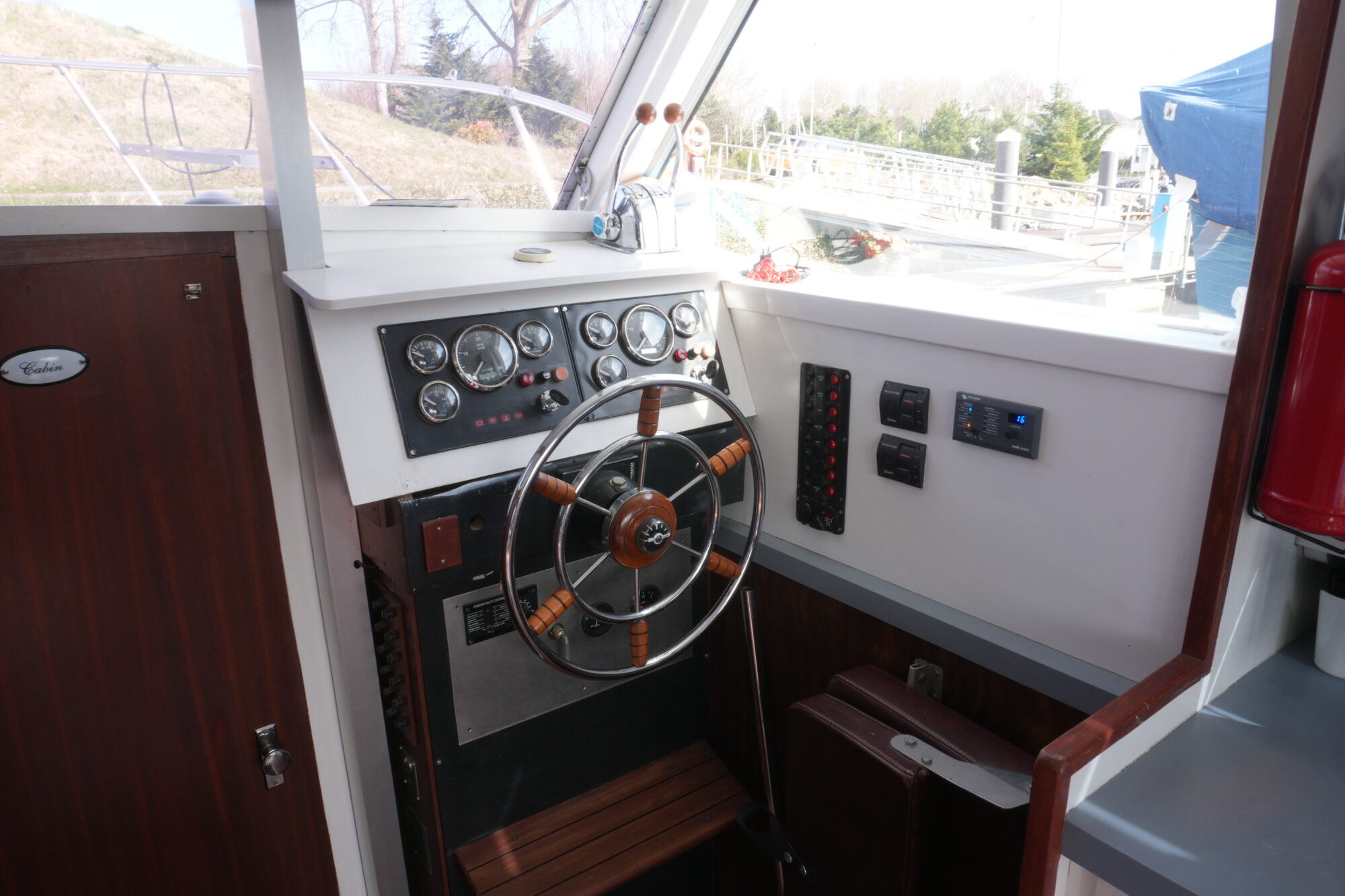 Chris Craft 11.00 Flybridge