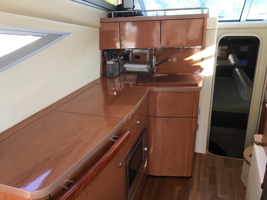 Sealine F34 Flybridge