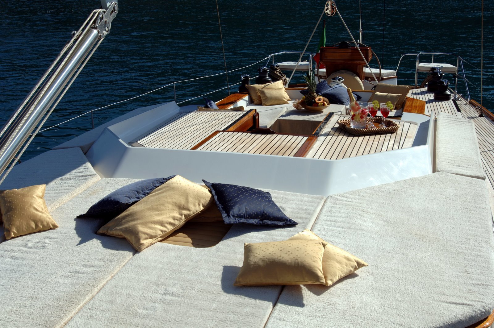 Lagoon Royal Classic 66