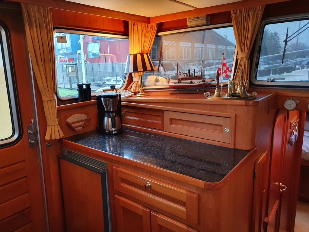 Smelne Salon Vlet 1485