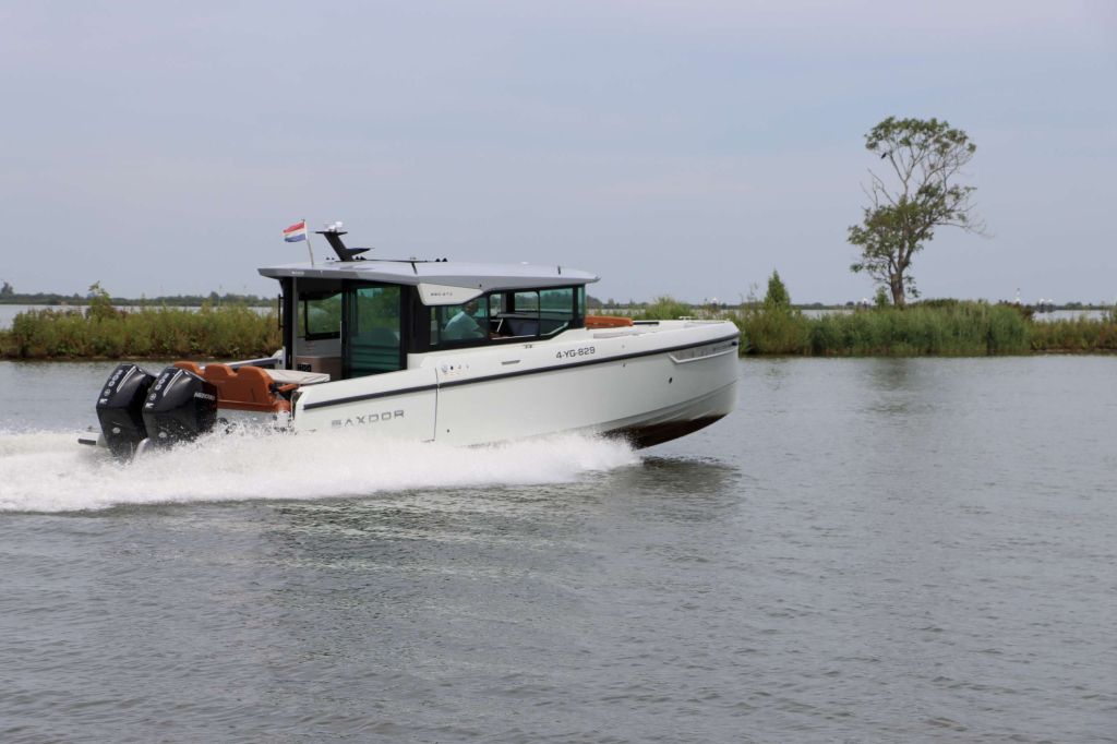 Saxdor Yachts 320 GTC