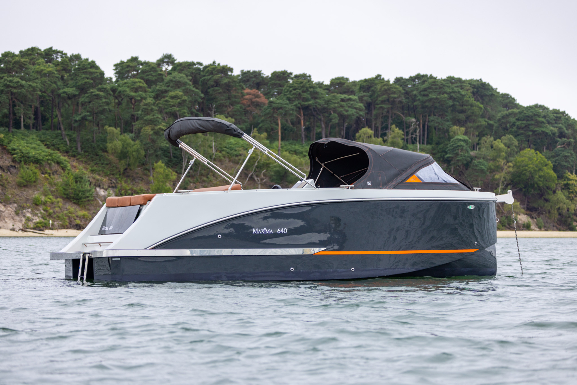 Maxima Boats 640