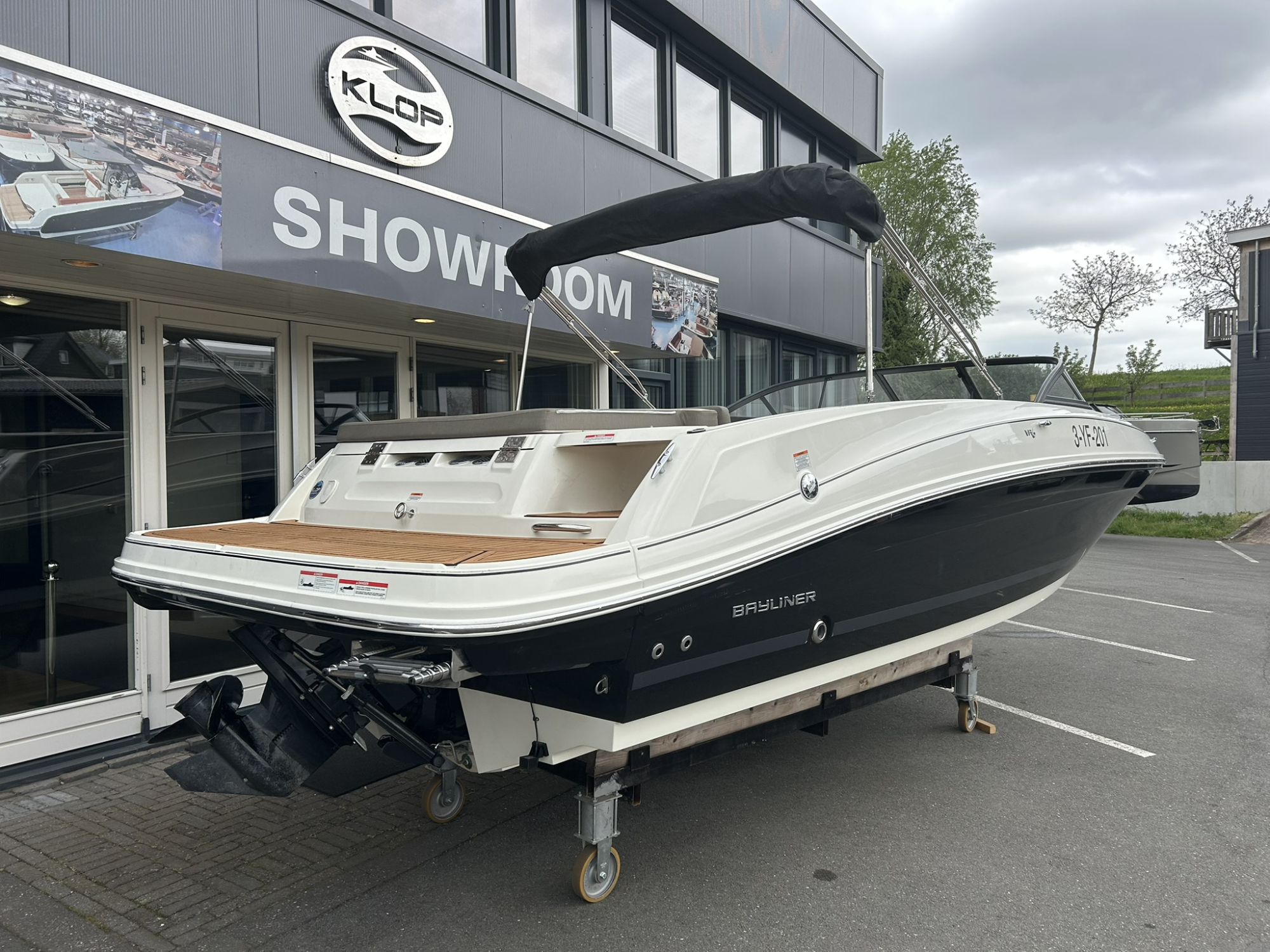 Bayliner VR6 met Mercruiser 4.5L 250 pk -  bouwjaar 2020