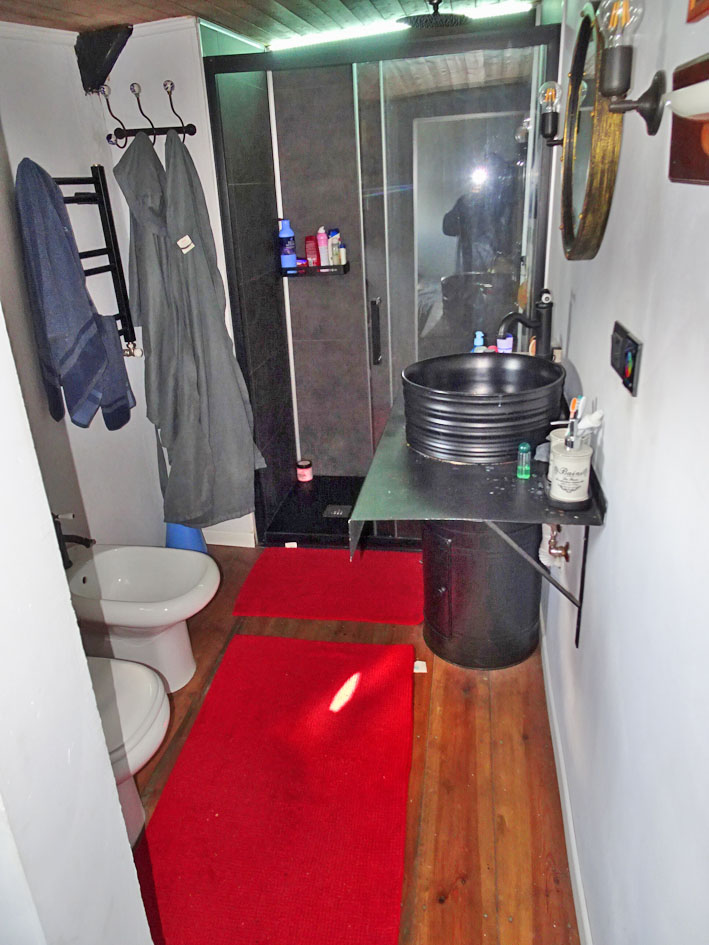 Spits Varend Woonschip 30.53 met UBC