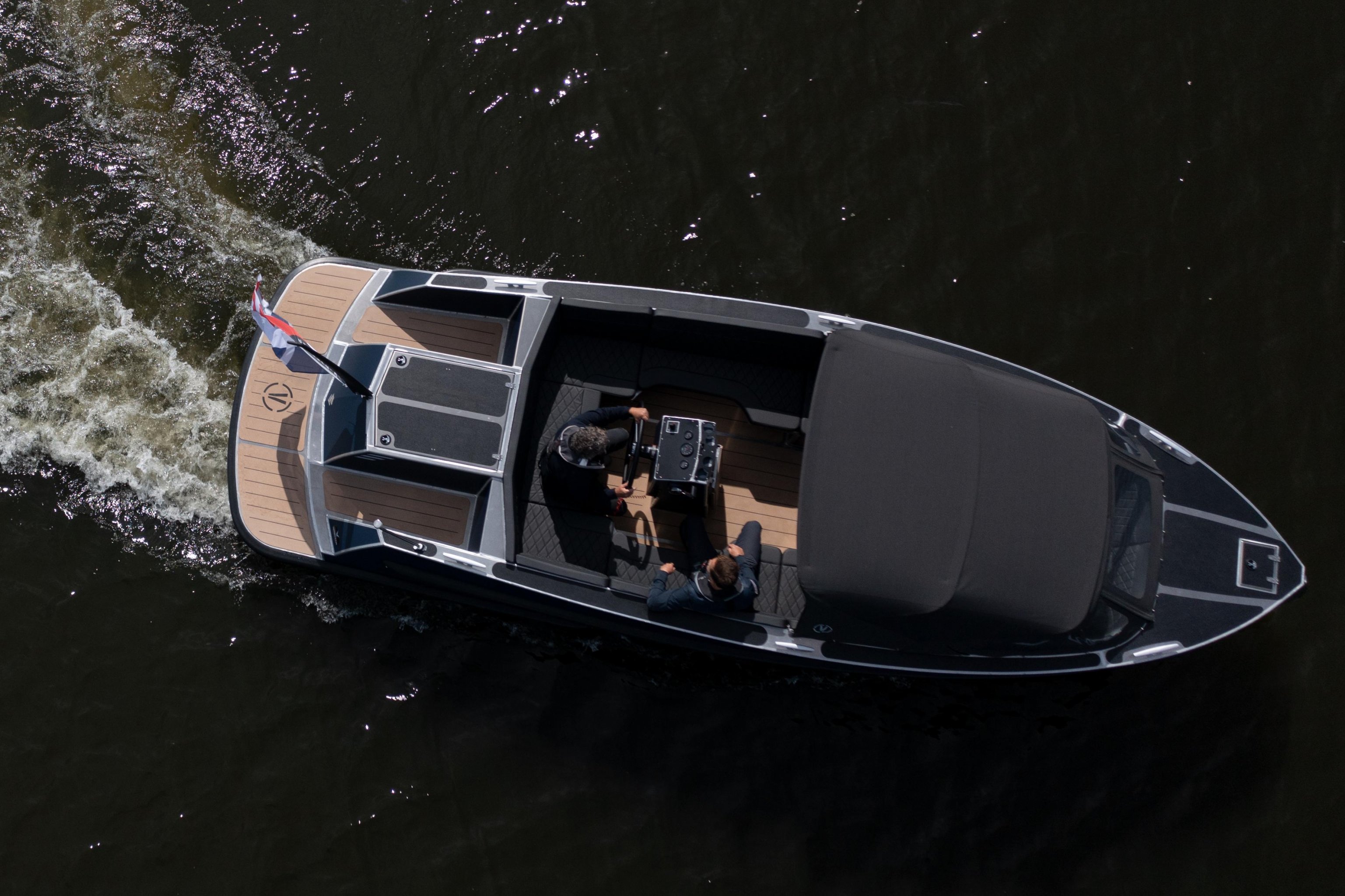 Van Vossen 777 Tender Sport DE GROOTSTE SLOEPENSHOWROOM VAN NEDERLAND