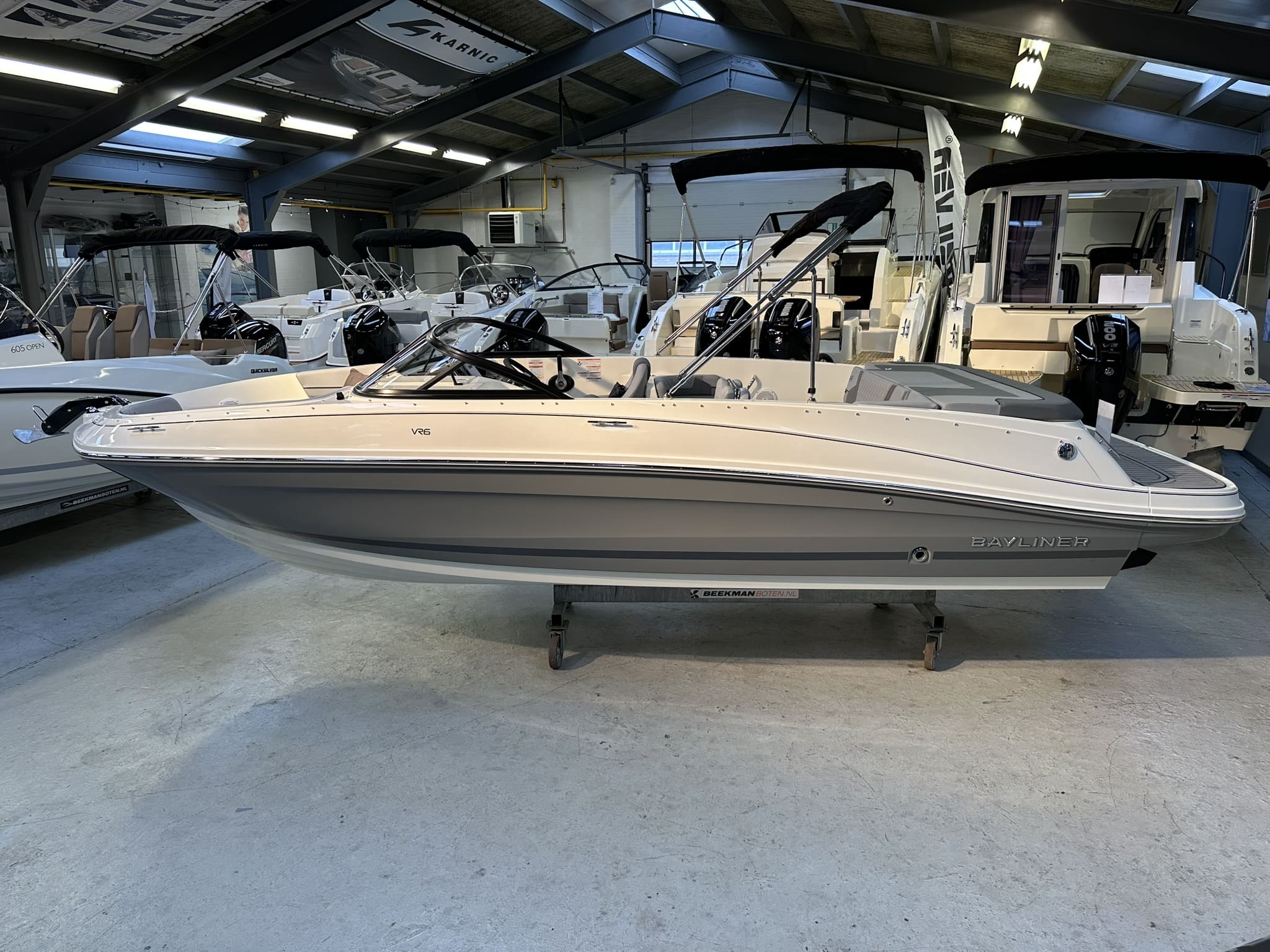 Bayliner VR6 Bowrider