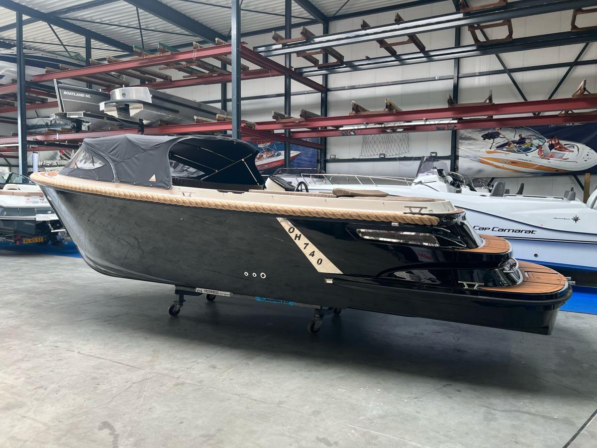 Oud Huijzer 740 Tender