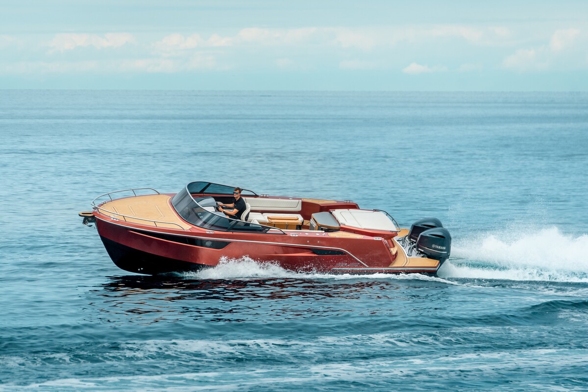Alfastreet Marine 32 Cabin Sport - Outboard Series