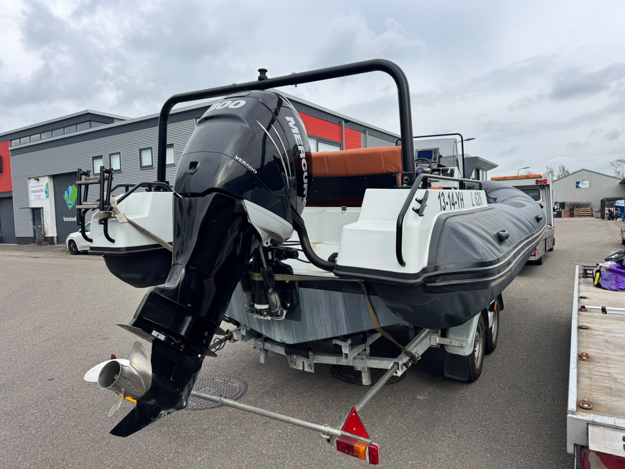 Selva D760C RIB