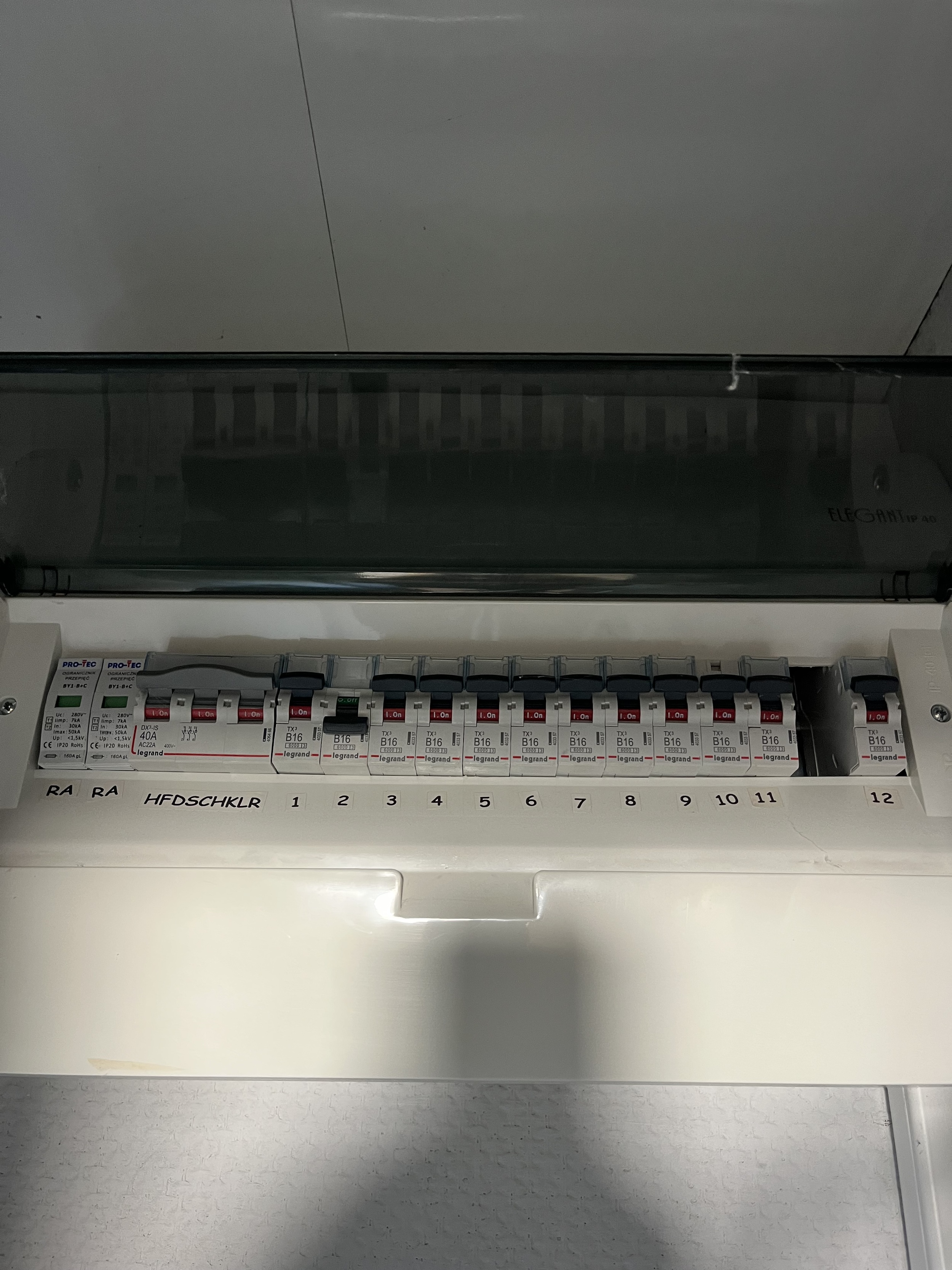 La Mare Apartboat (houseboat)