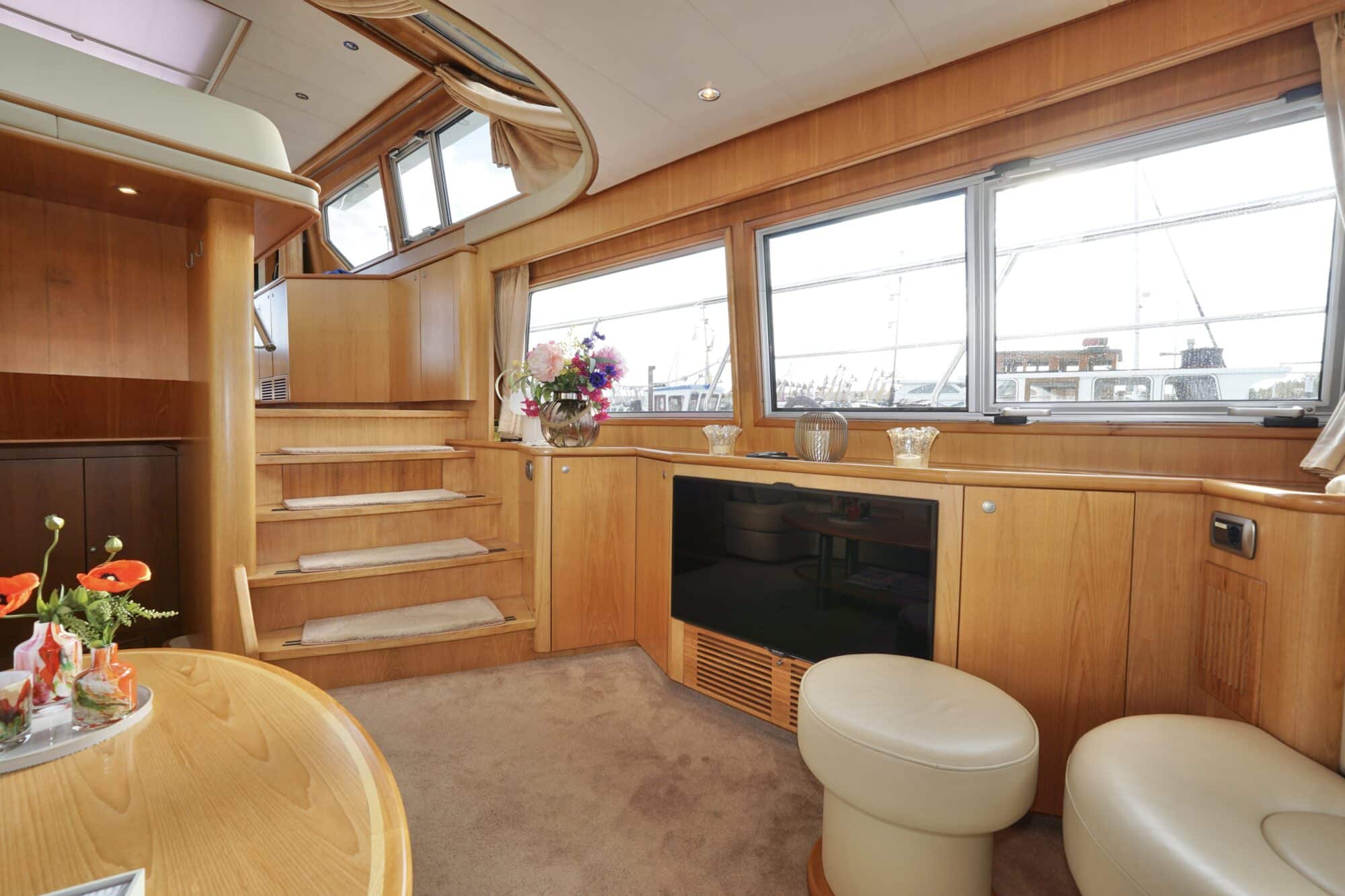 Van den Hoven Exclusive 18.00 VS