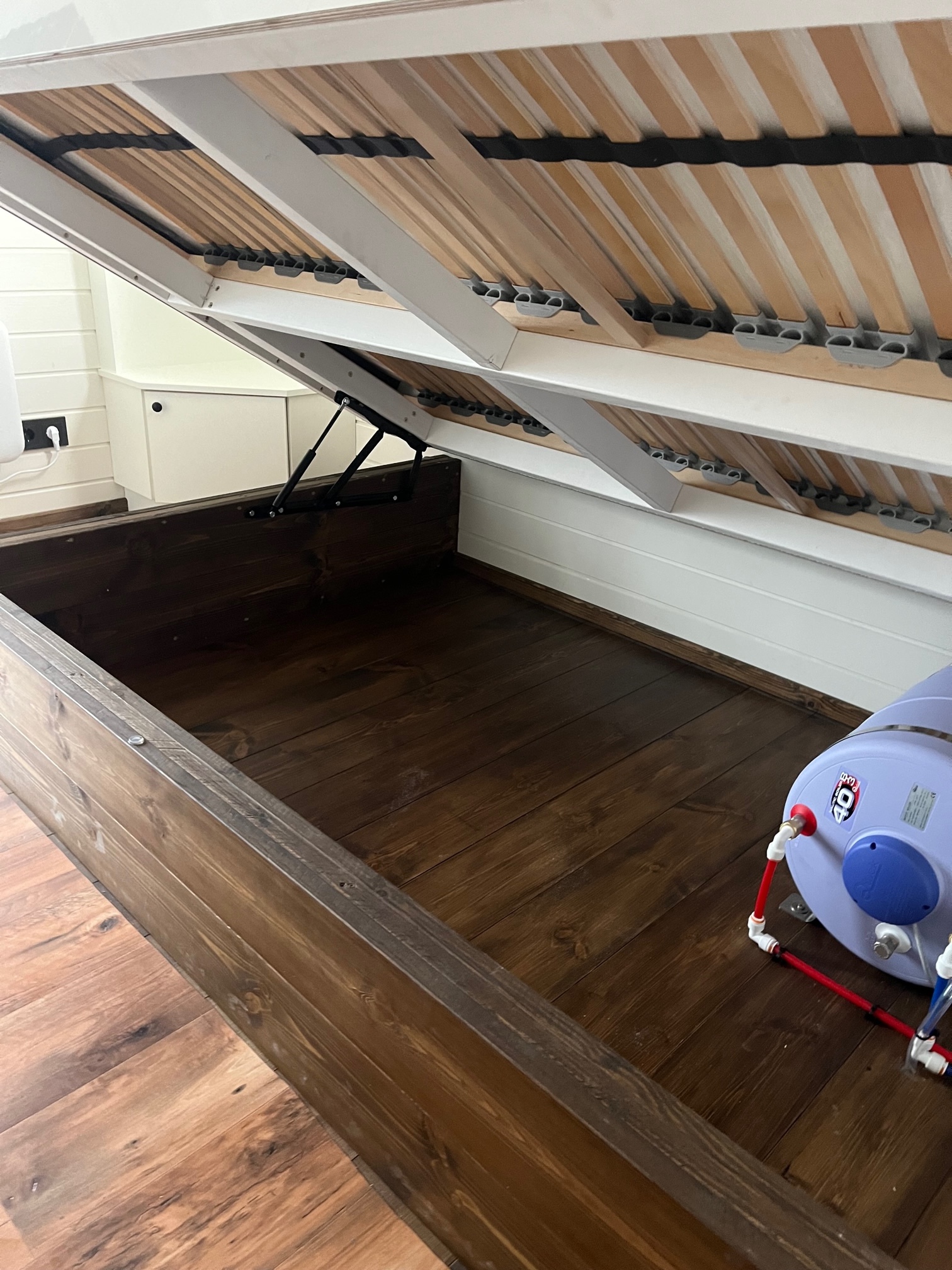 Nordic Season NS 40 Eco 36m2 Houseboat