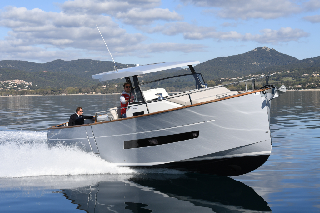 Rhea 32 Open