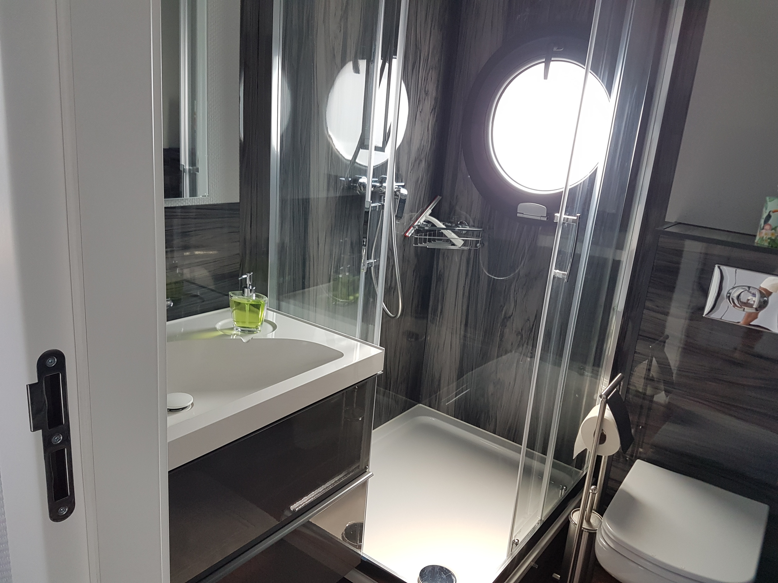 La Mare Houseboat Apartboat XL - NEW