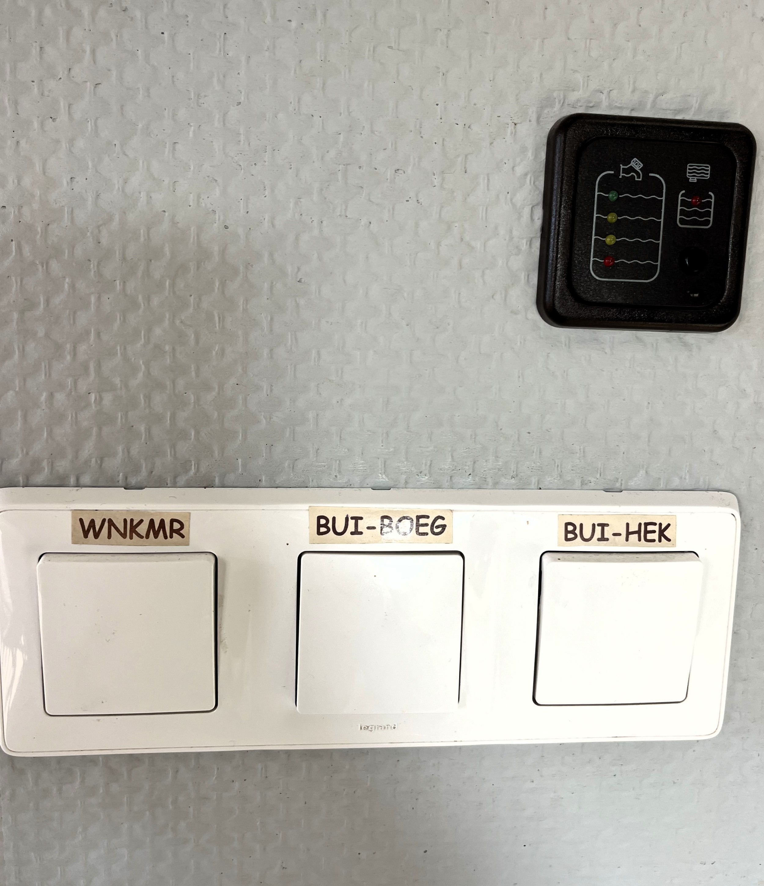 La Mare Apartboat (houseboat)