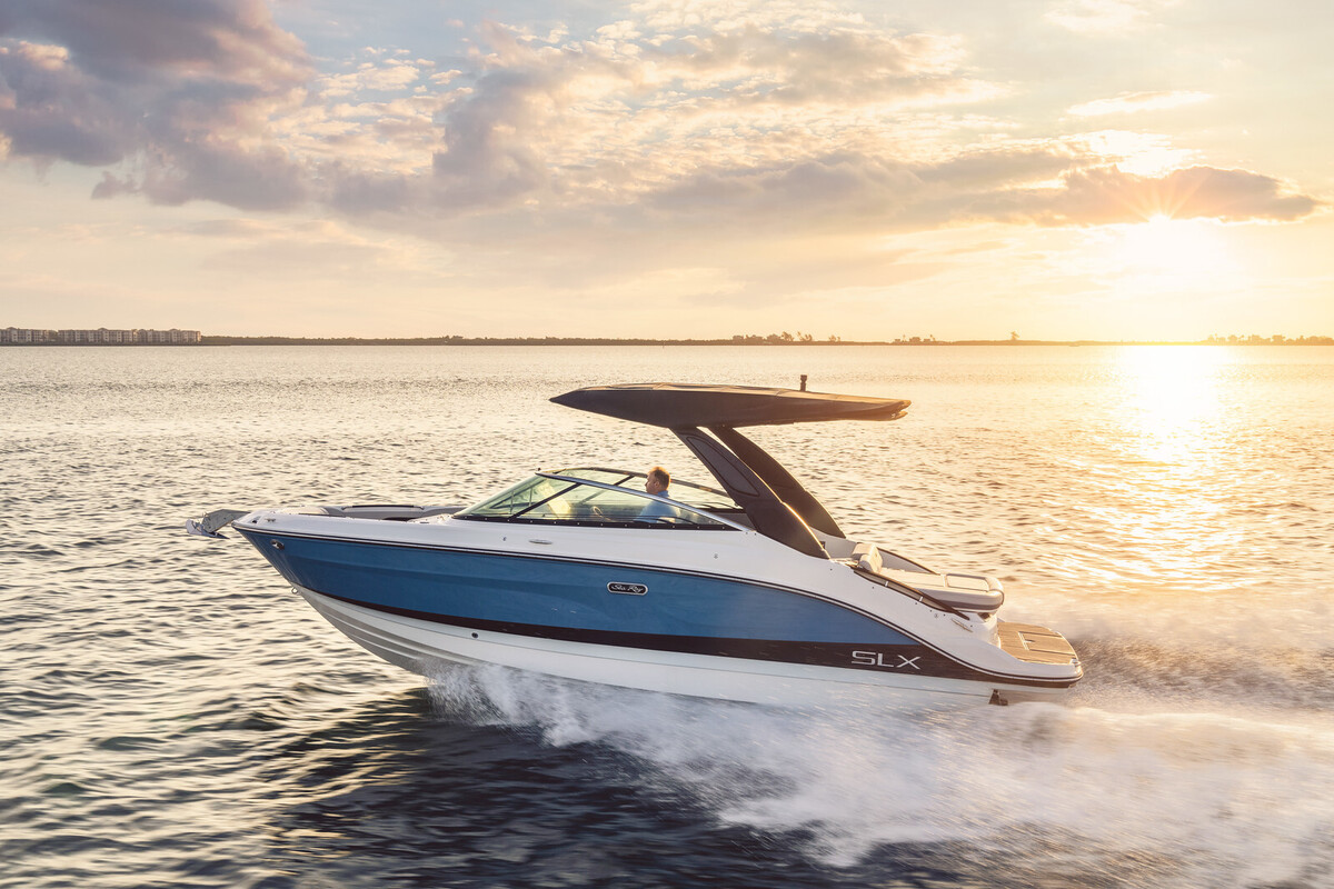 Sea Ray SLX 260 MY2025