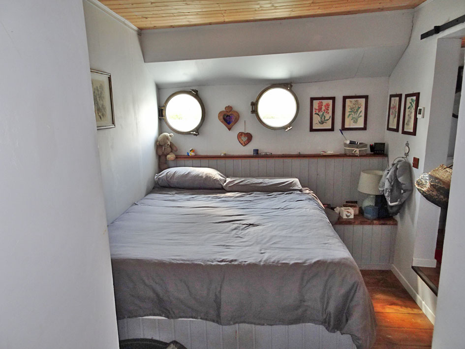 Spits Varend Woonschip 30.53 met UBC