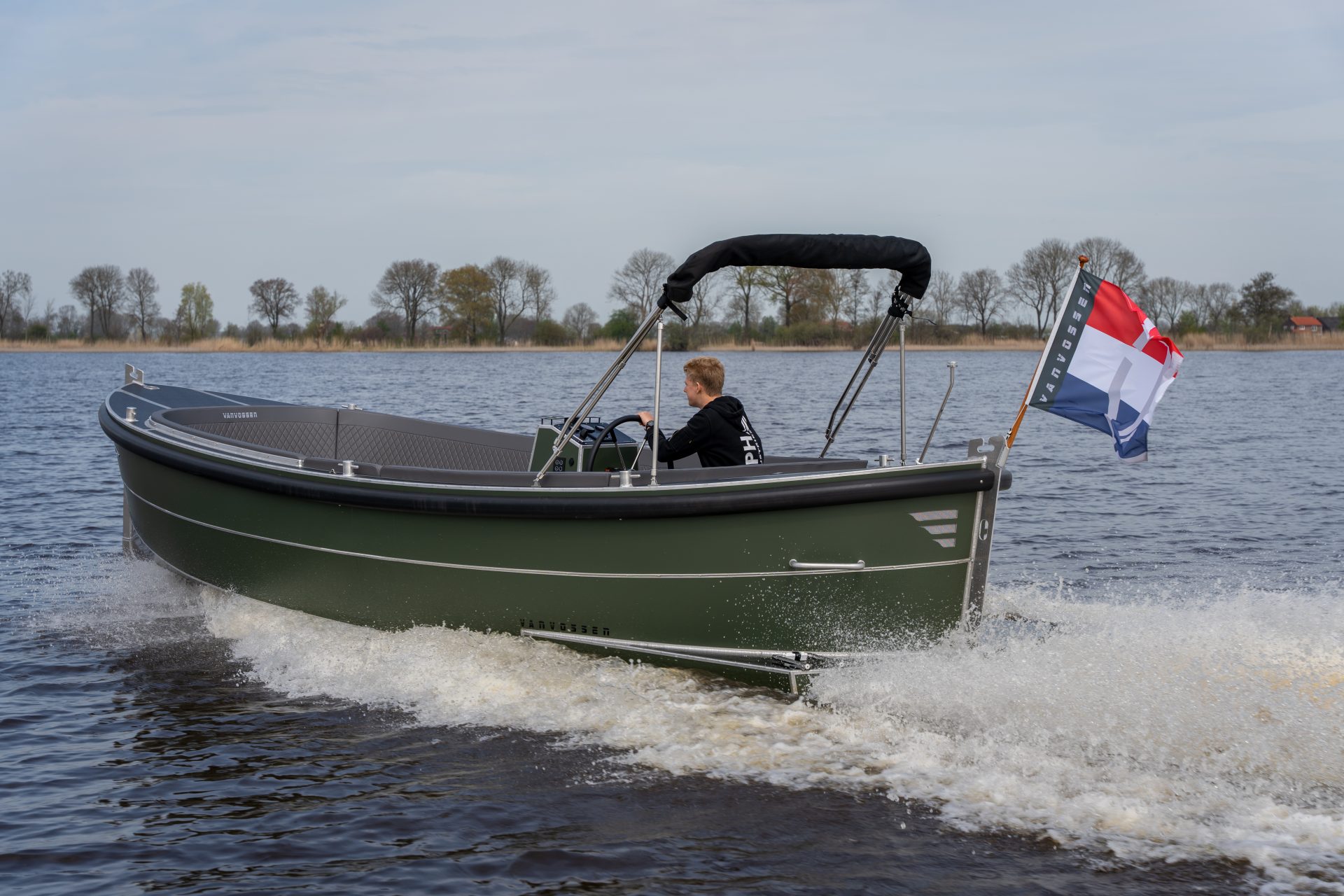 Van Vossen VanVossen Sloep 700