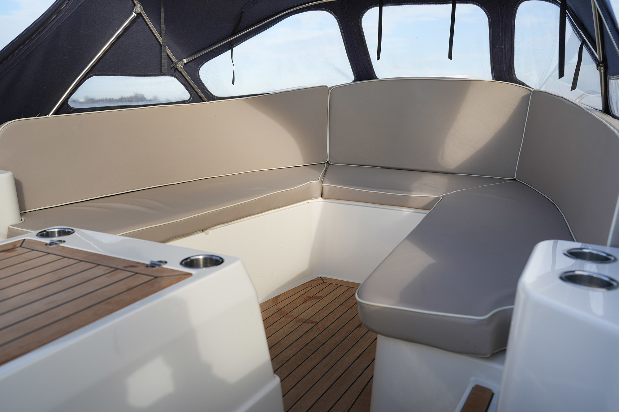 Interboat Intender 640