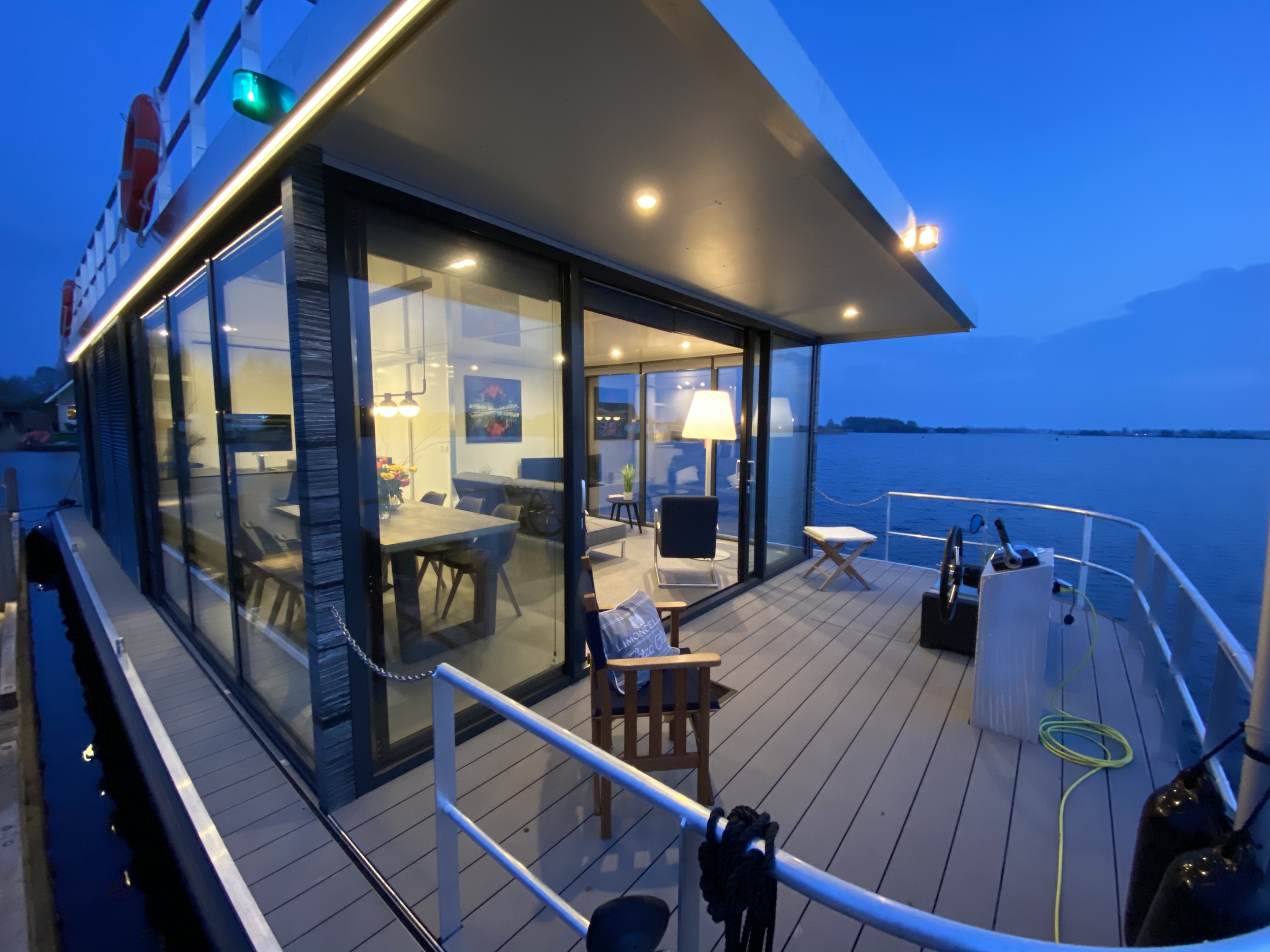 VaarAppartement 'Black Pearl' Houseboat - Panoramahut