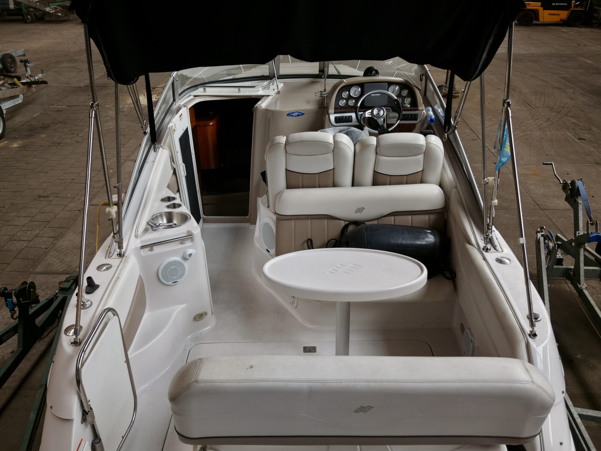 Four Winns 258 Vista