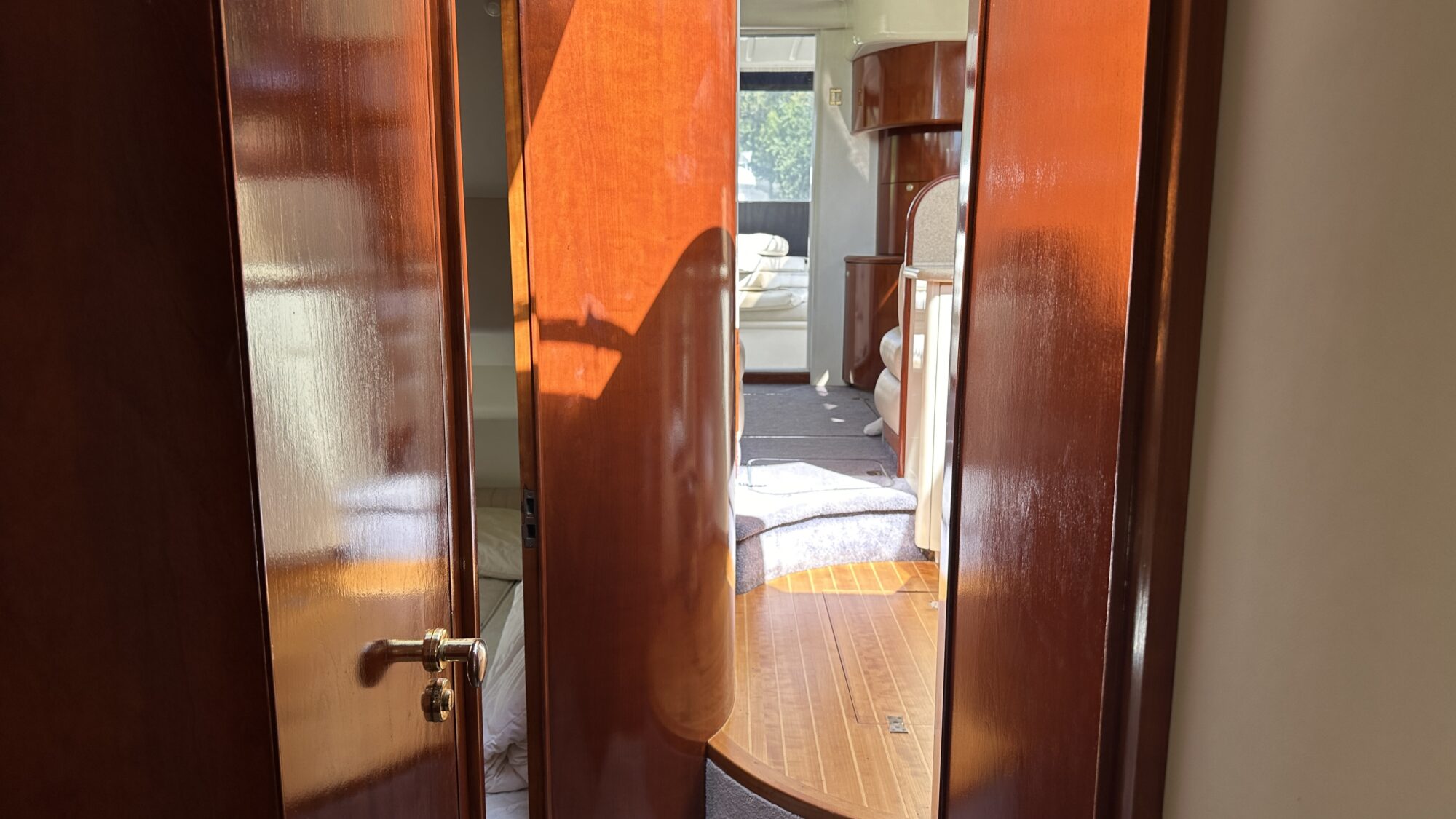 Fairline Phantom 40 Flybridge