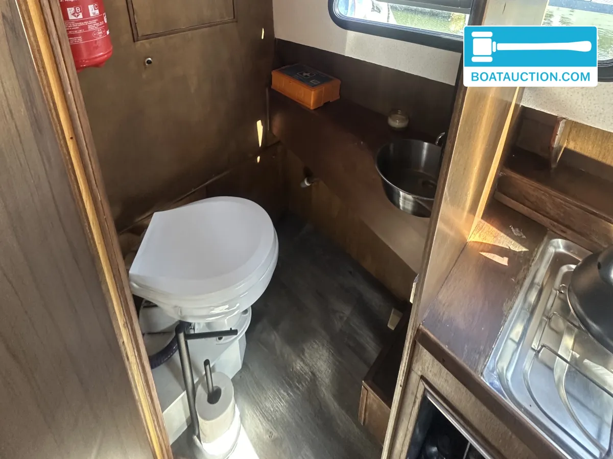 Tenbroeke kruiser AK950