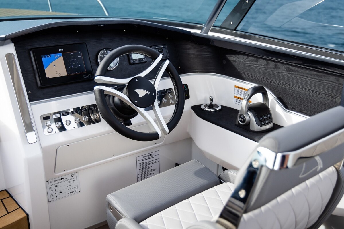 Alfastreet Marine 28 Cabin