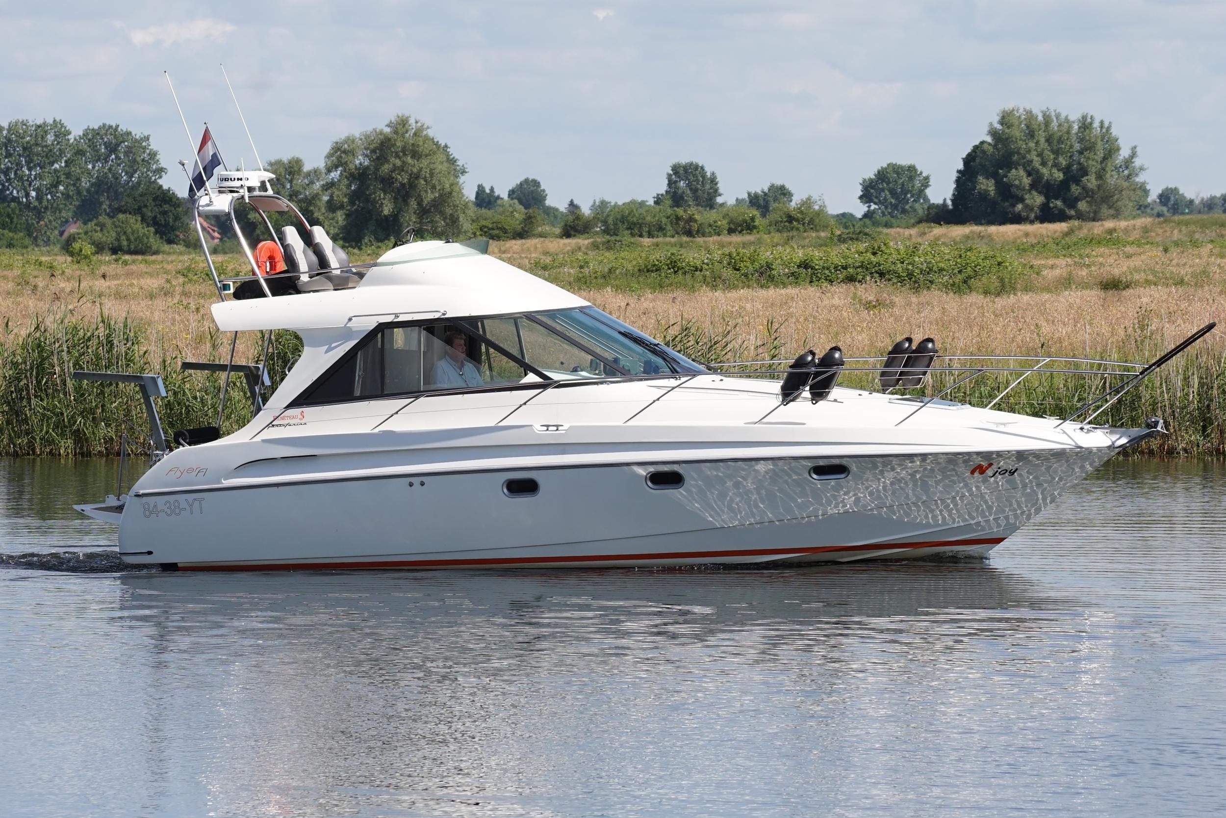 Beneteau Flyer F1