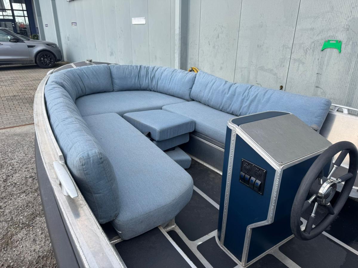 Aluship 550 Tender