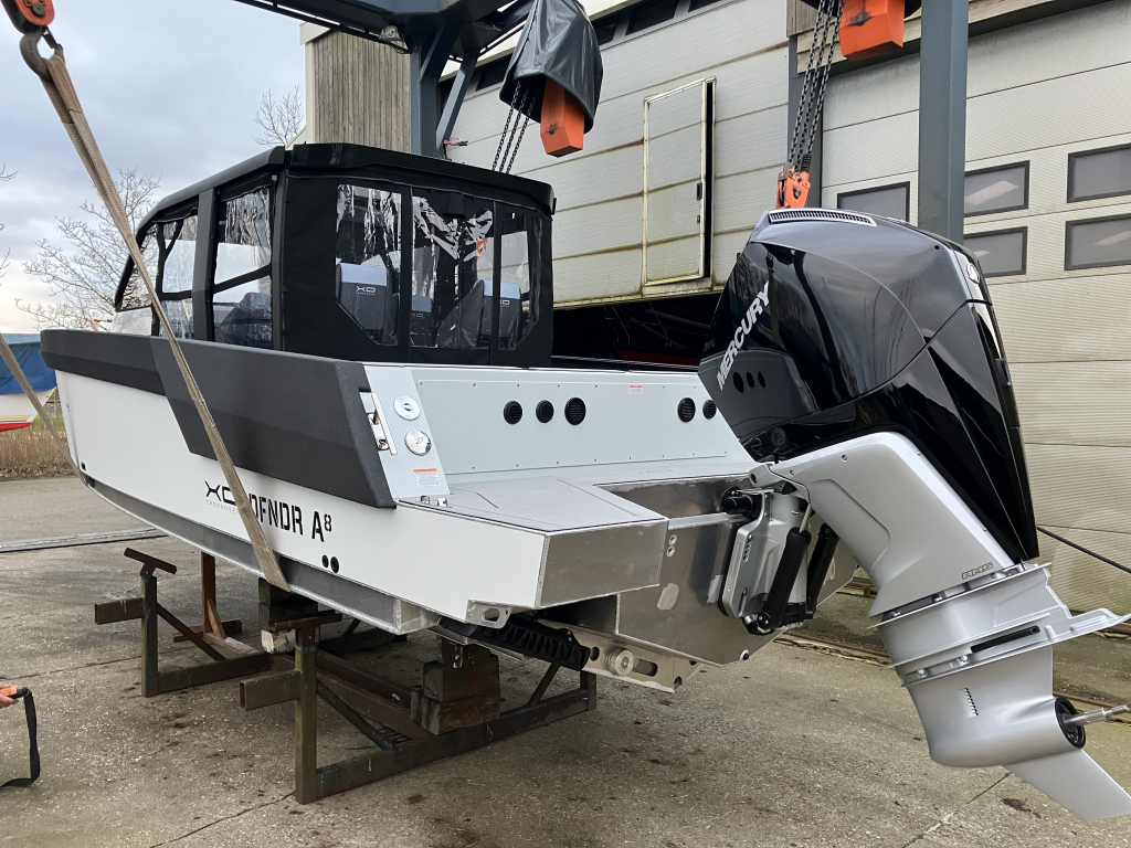 XO Boats DFNDR A8 DEMO 2025