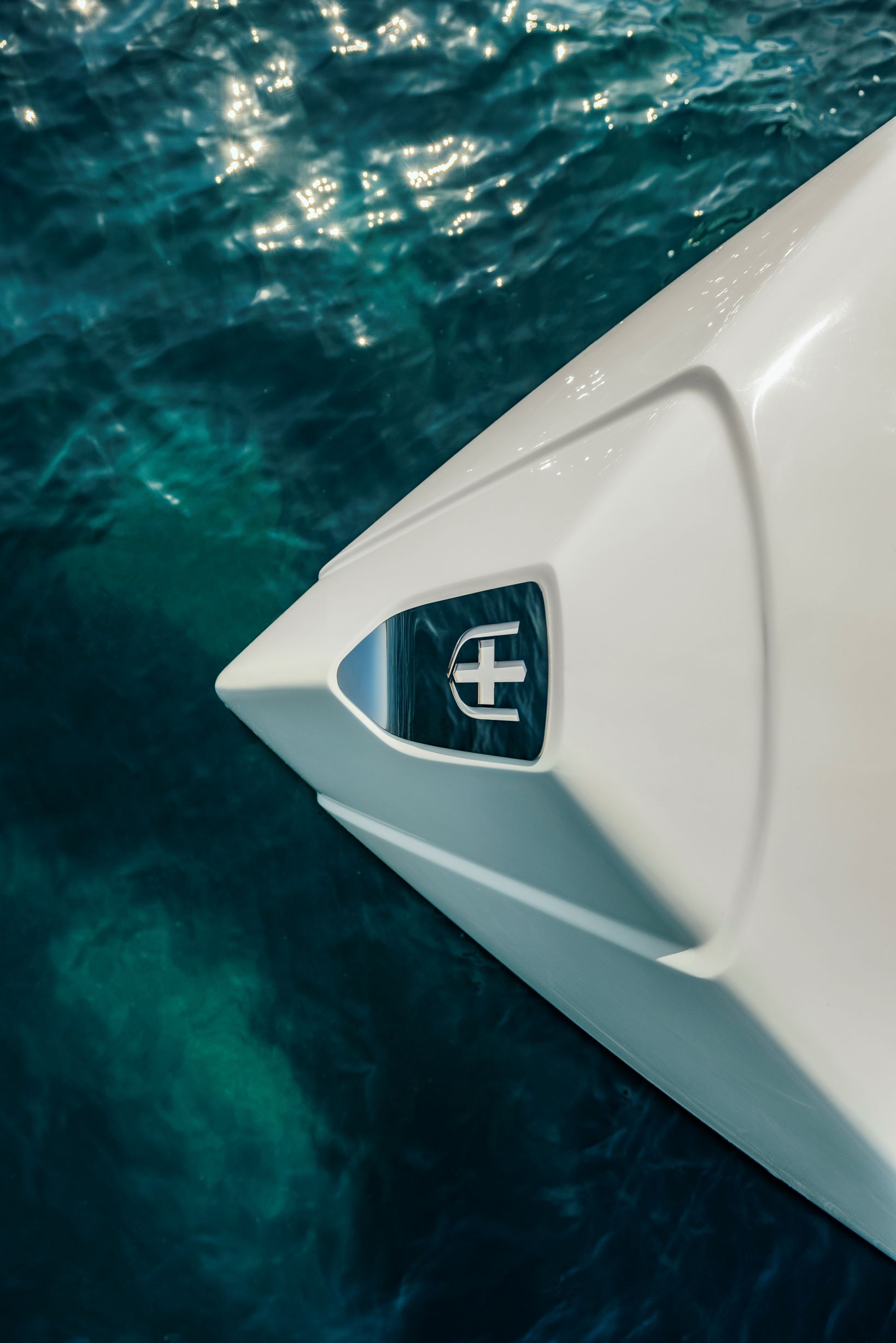 Invictus yachts Invictus 420 TT - Nieuw binnen!