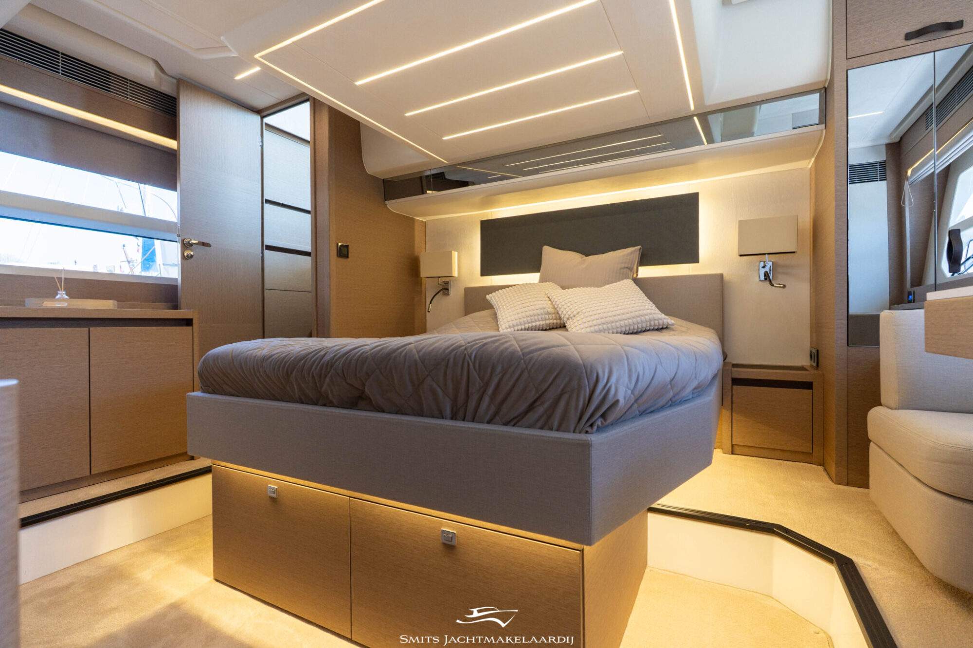 Prestige 590 Flybridge