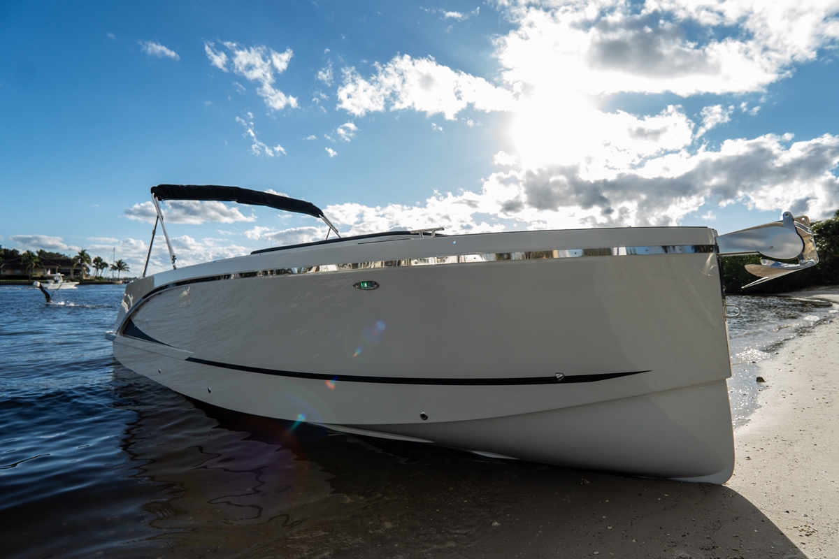 Maxima Boats 740