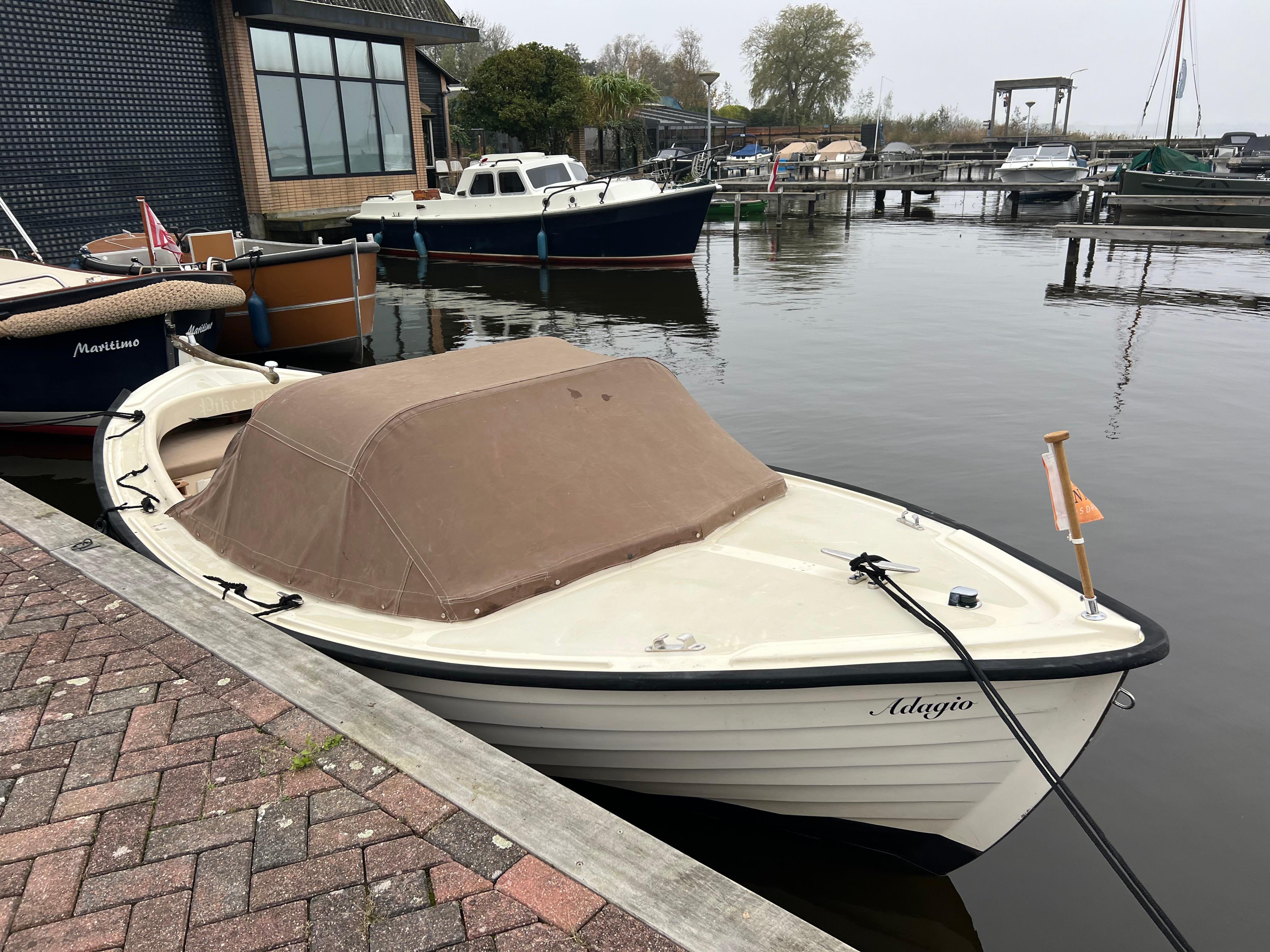 Sloep Saga 20 Noorse Spitsgatter