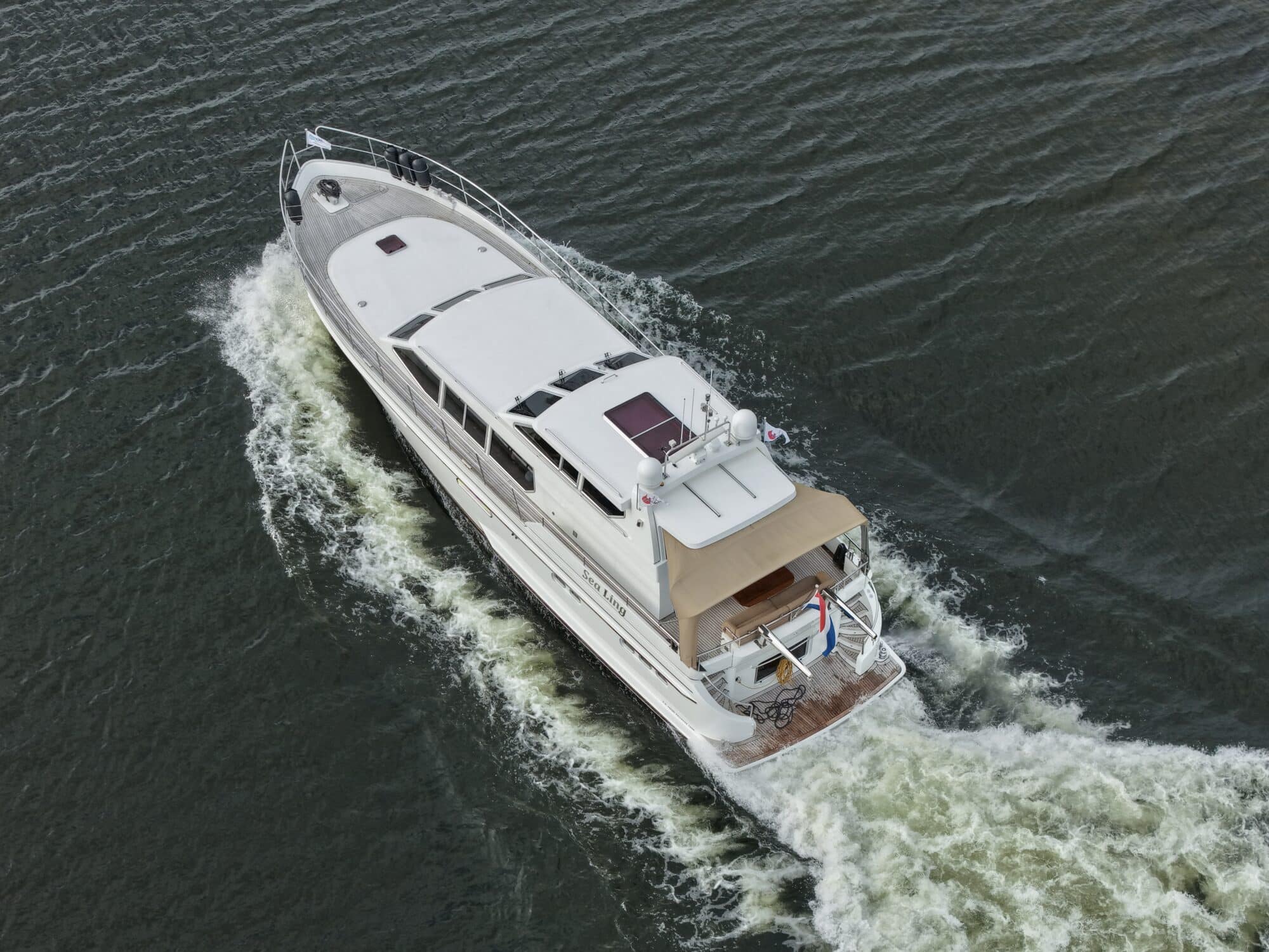 Van den Hoven Exclusive 18.00 VS