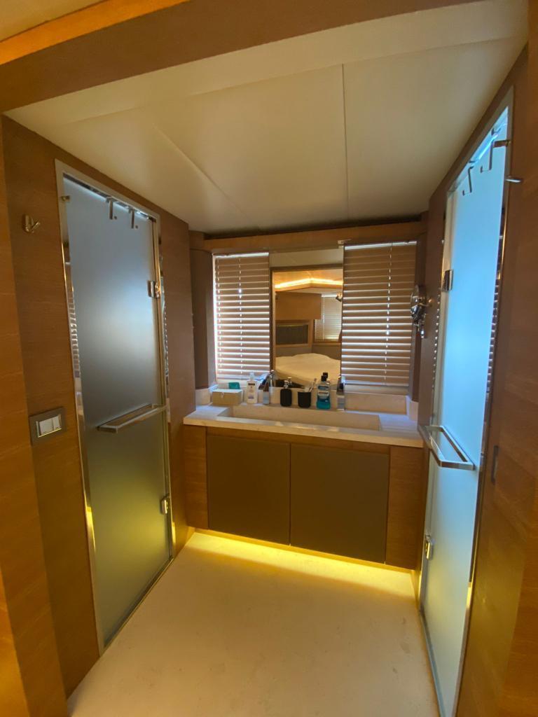 Monte Carlo Yachts MCY 76